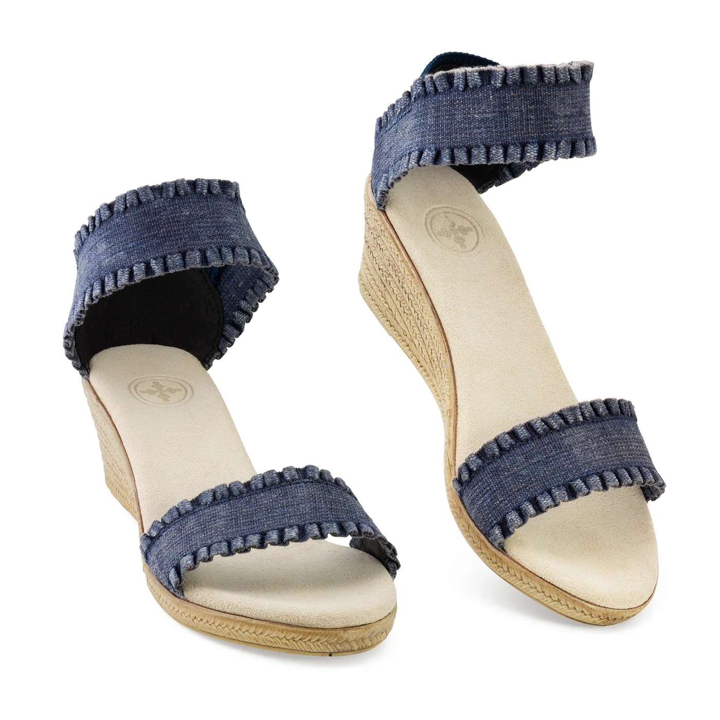 Mana Ruffle Wedge Sandal - Image 5