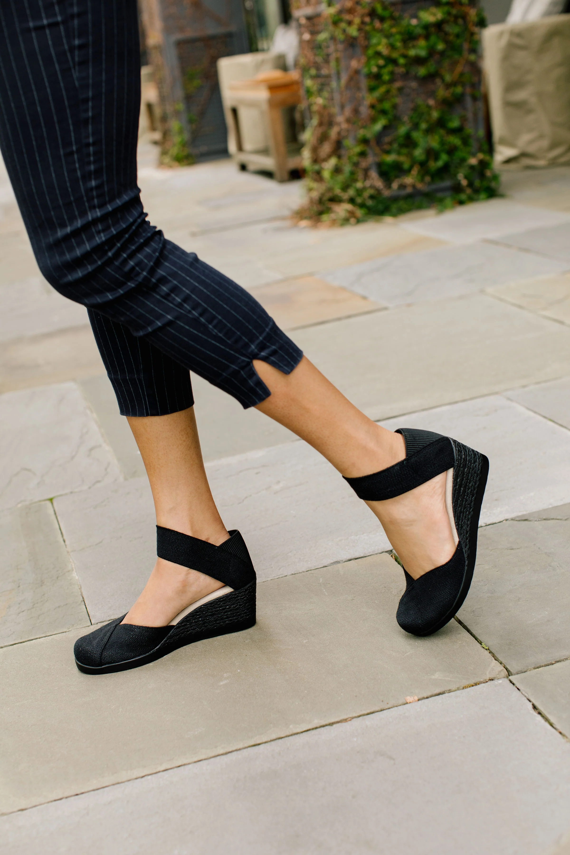 OBX Closed-Toe Espadrille Wedge - Image 28